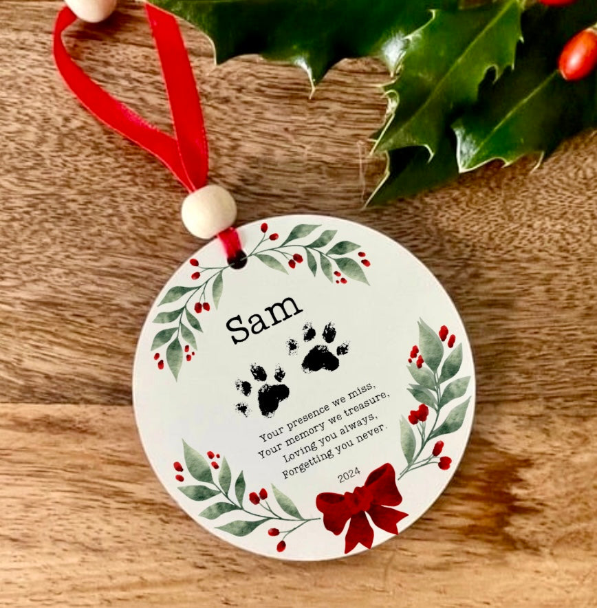 Personalised In Memory Of Pet - Paw Design Bauble