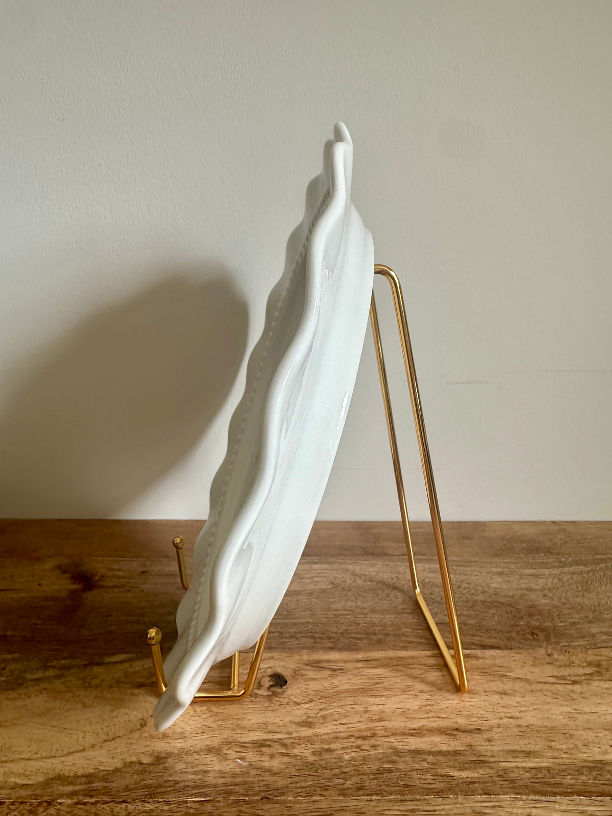 Ex-Display | Decorative Plate & Stand Grandma Design