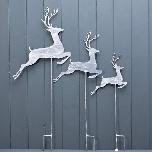S/3 greywash Metal Reindeers on Stake