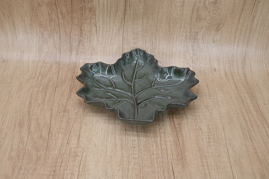 Dark Green Leaf shape plate